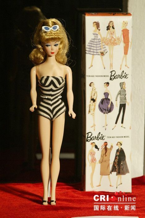 Poupées BARBIE